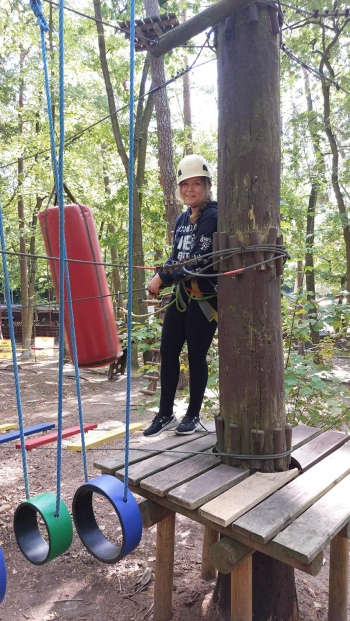 74b35cab-2a2f-4ef8-bb42-42d588bd4581