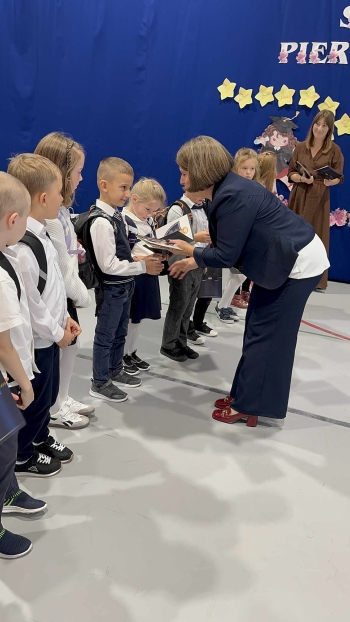 e3e34120-6a17-4c02-a0ed-181fbd9bd678