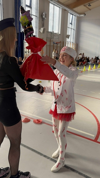 ee459d28-ad92-4d13-bccd-d5612b453d7a