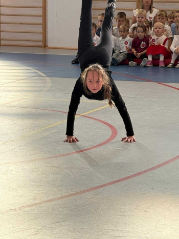 adbe879f-c6b9-4657-b00f-672fd08b80b4