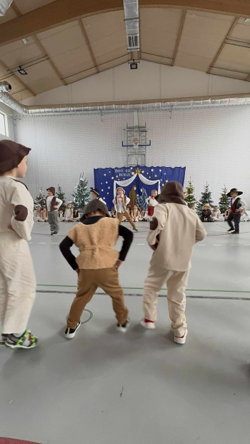 3439f618-ca70-4bff-9e60-e6fe7076b350