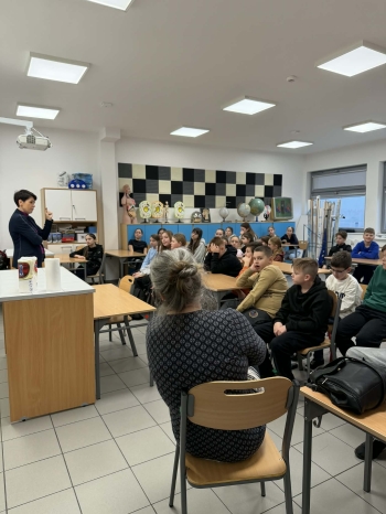 56940304-4075-4f0e-91f6-a76f5da175b4