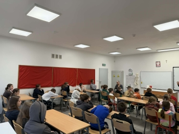 d3cc739d-2414-4226-904b-6deccf273c5f