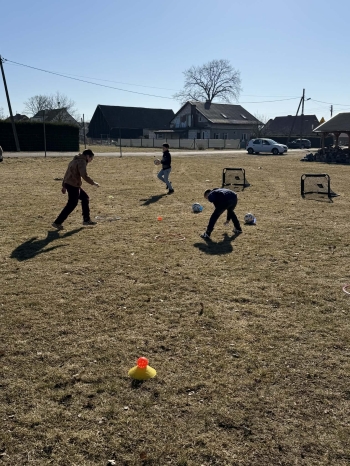 5948310c-d024-4598-b7a1-e4697235bddf