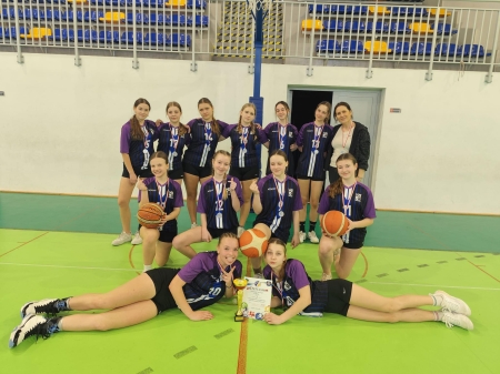 BIAŁUŃ WICEMISTRZEM POWIATU!